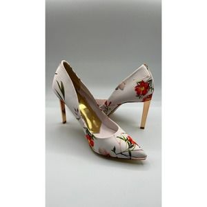 Ted Baker Floral Pump Size 9 or 8.5